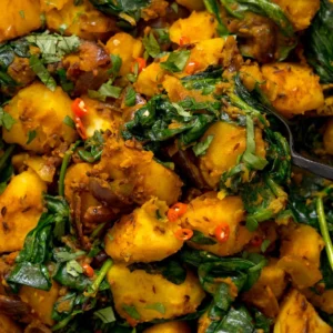 Saag (Aloo/Chana/ Paneer)